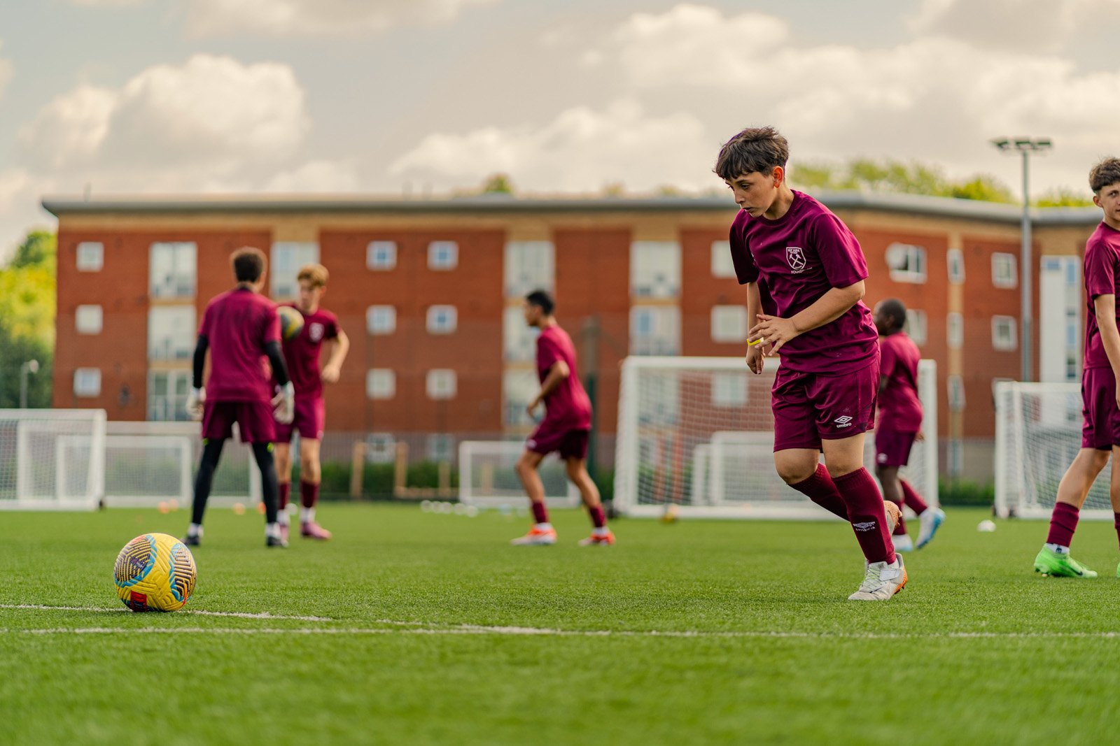 Jugadores del campus de la West Ham United Foundation en Londres